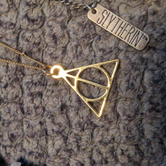 Harry Potter Jewelry set and Extra Necklace added - Picture 4 of 11